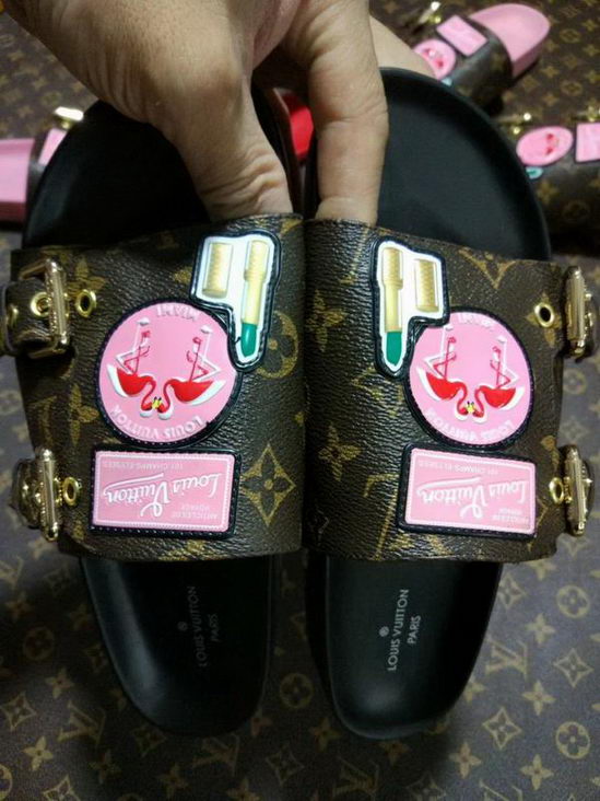 Louis Vuitton Slippers Wmns ID:20190503a324